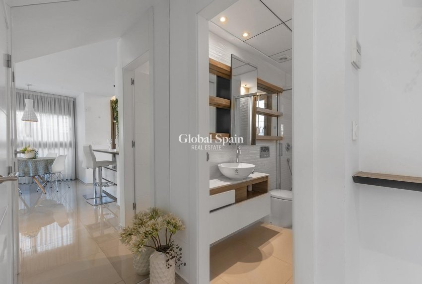 Revente - MAISON -
CIUDAD QUESADA