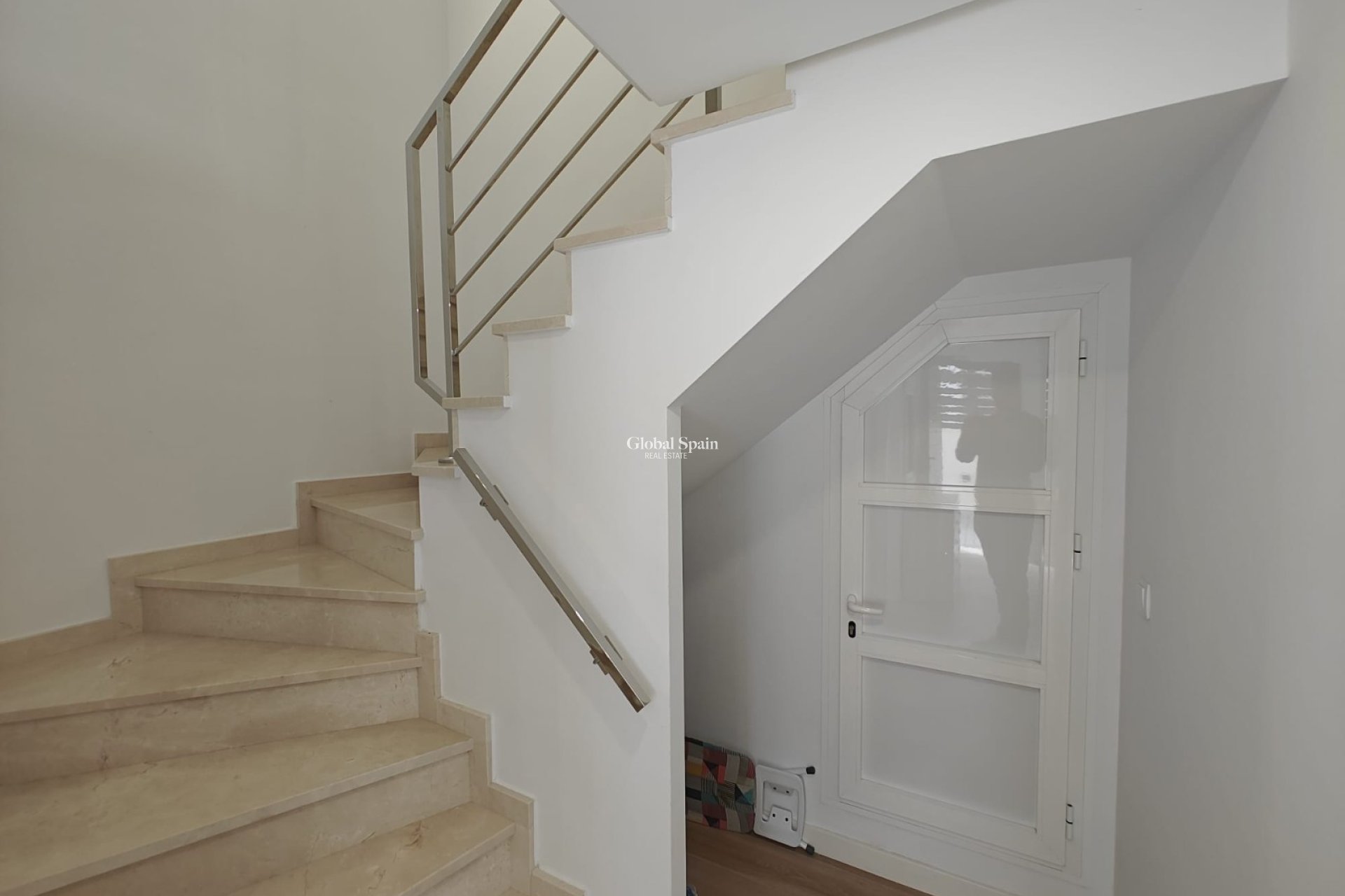 Revente - MAISON -
COX - Cox