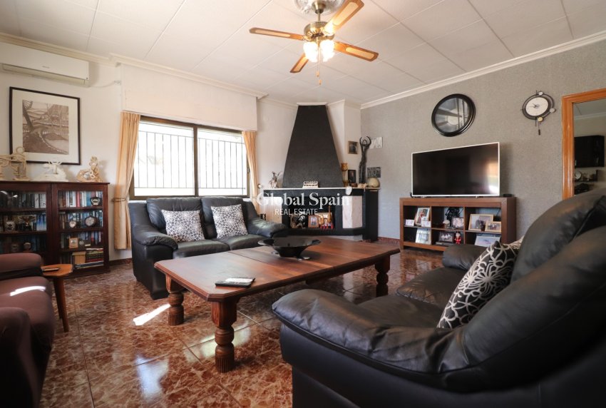 Revente - MAISON -
Crevillente - Crevillente - Country