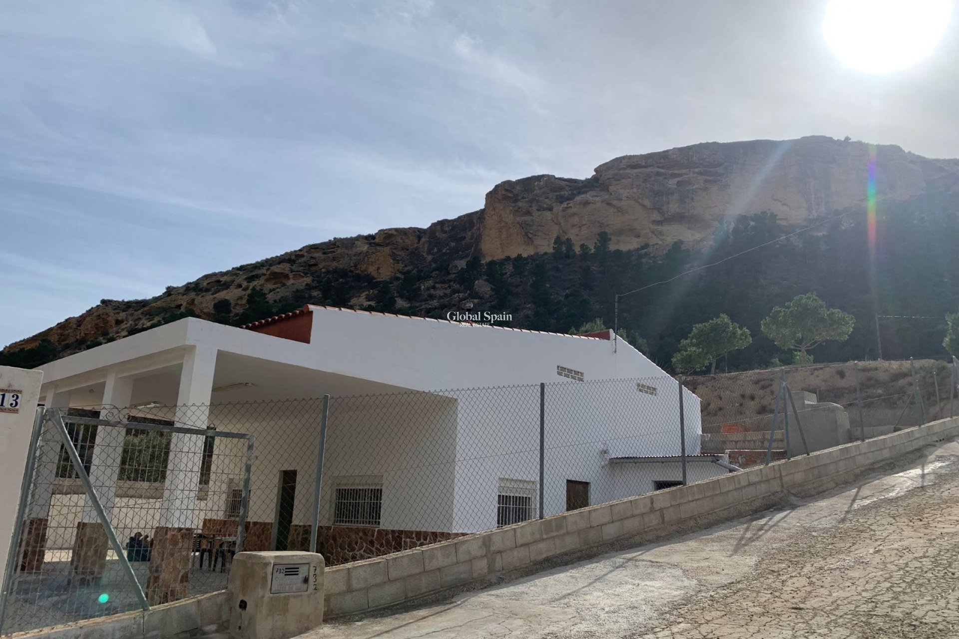 Revente - MAISON -
CREVILLENTE - Inland