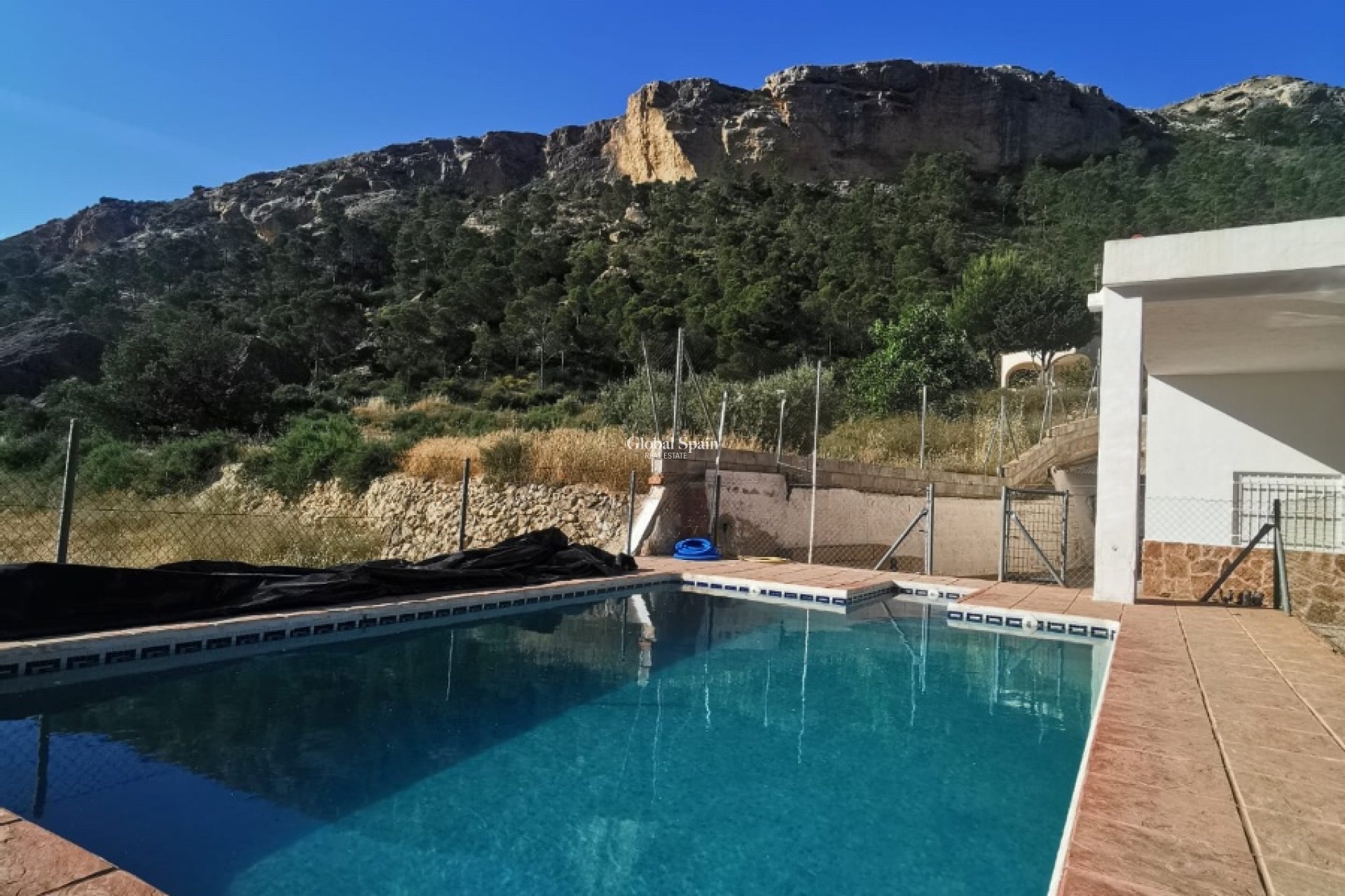 Revente - MAISON -
CREVILLENTE - Inland