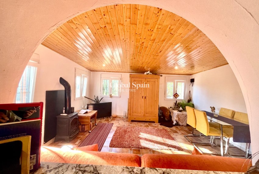 Revente - MAISON -
CREVILLENTE - Inland
