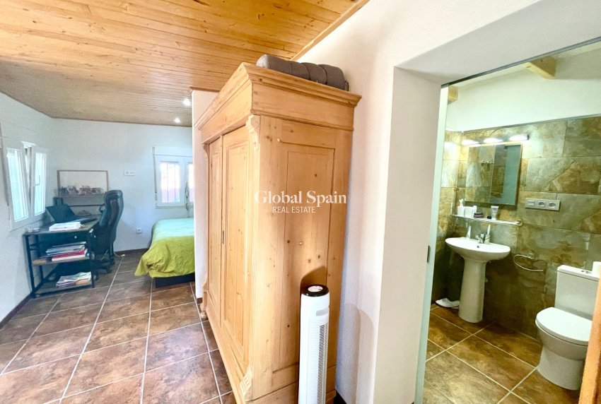 Revente - MAISON -
CREVILLENTE - Inland