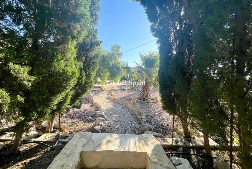 Revente - MAISON -
CREVILLENTE - Inland