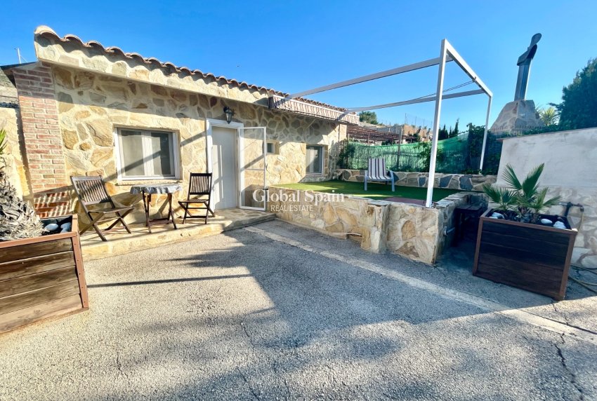 Revente - MAISON -
CREVILLENTE - Inland