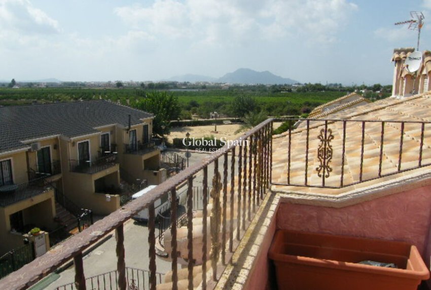 Revente - MAISON -
DAYA NUEVA - Costa Blanca