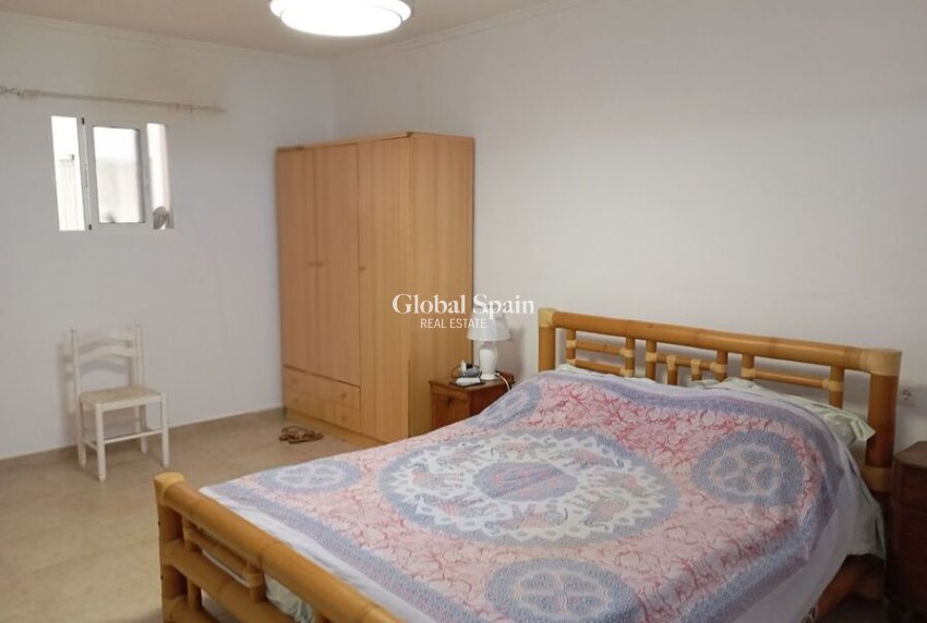 Revente - MAISON -
DAYA NUEVA - Costa Blanca
