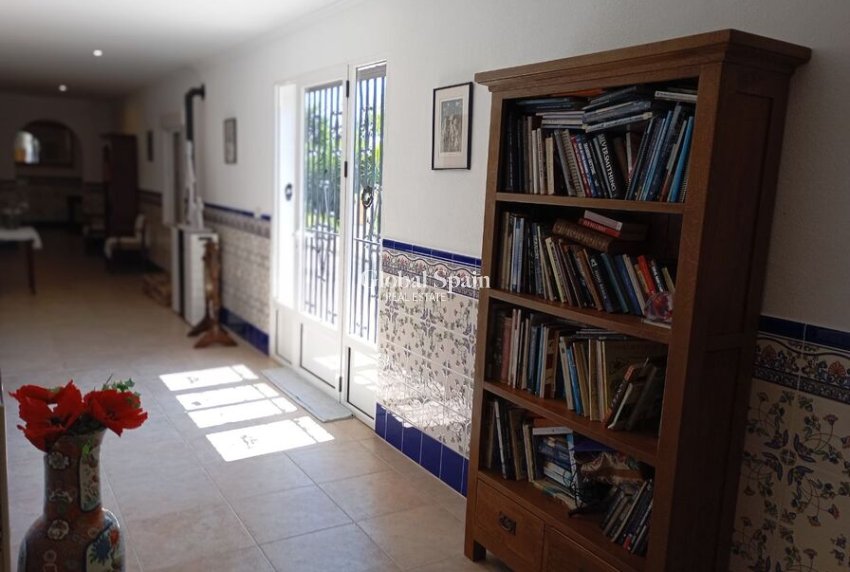 Revente - MAISON -
DAYA NUEVA - Costa Blanca