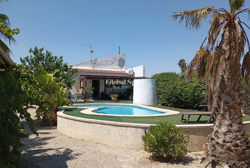 Revente - MAISON -
DAYA NUEVA - Costa Blanca