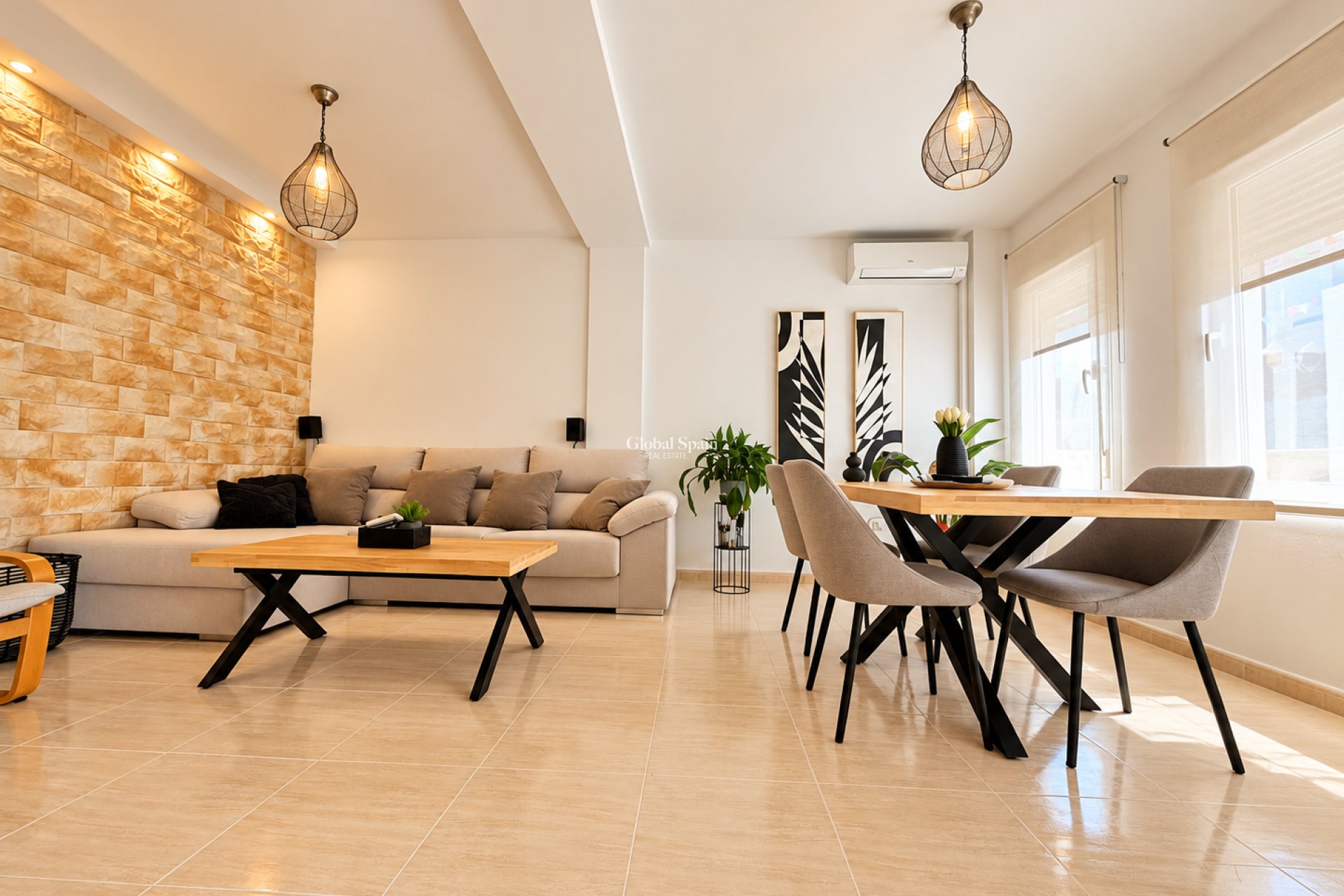 Revente - MAISON -
DAYA NUEVA - Costa Blanca