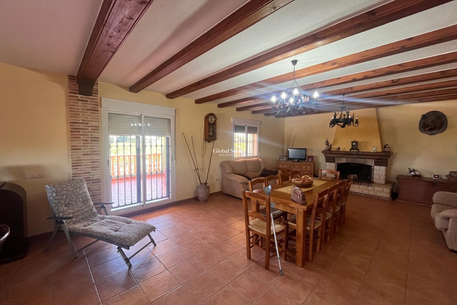 Revente - MAISON -
DAYA NUEVA - La Bodega