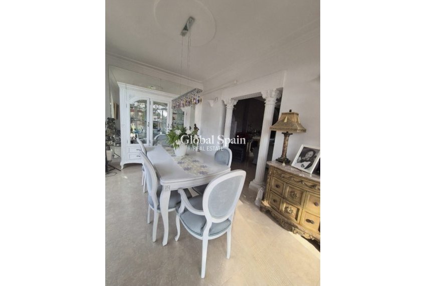 Revente - MAISON -
DAYA VIEJA - Costa Blanca