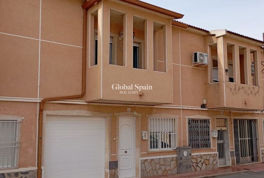 Revente - MAISON -
DAYA VIEJA - Costa Blanca