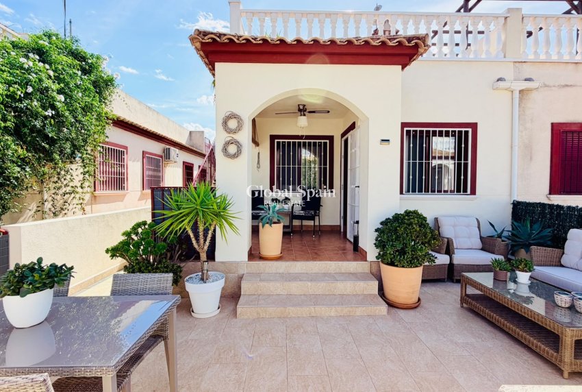 Revente - MAISON -
DAYA VIEJA - Costa Blanca