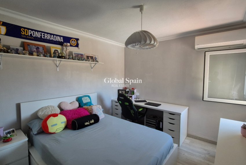 Revente - Maison de ville -
TORREVIEJA - Costa Blanca Sur