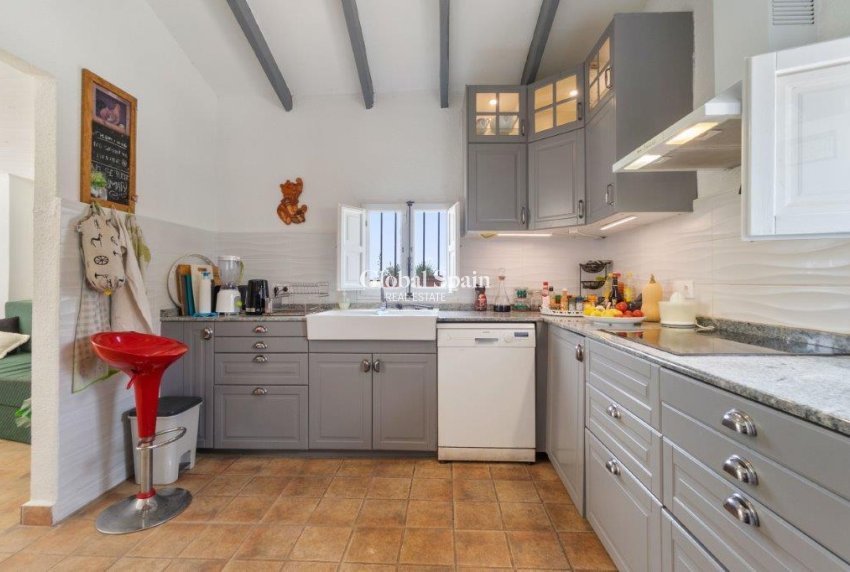 Revente - MAISON -
DOLORES - Costa Blanca