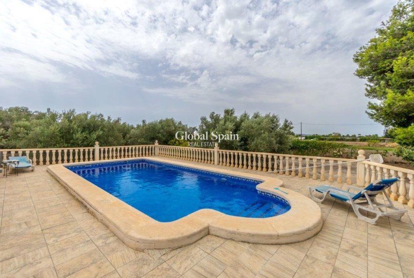 Revente - MAISON -
DOLORES - Costa Blanca