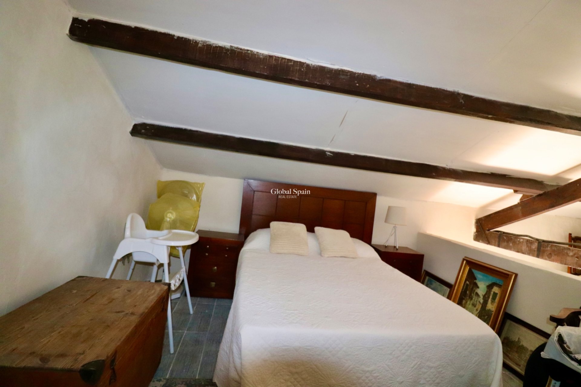 Revente - MAISON -
DOLORES