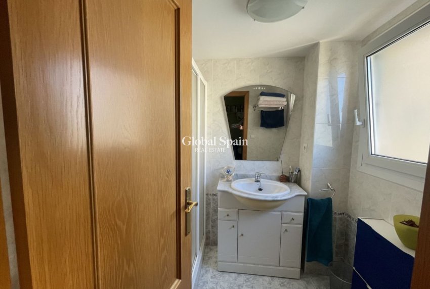 Revente - MAISON -
EL CAMPELLO - Costa Blanca