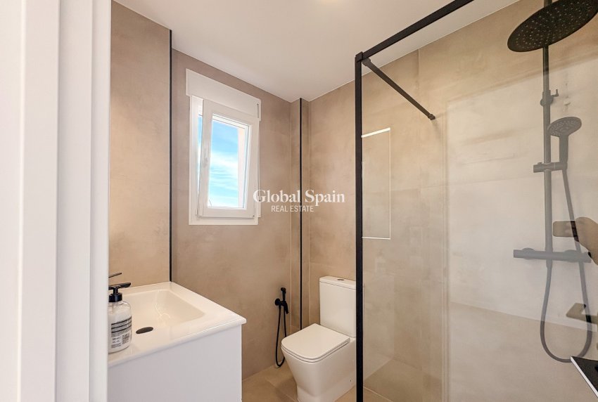 Revente - MAISON -
EL CAMPELLO - Pueblo Acantilado - Venta Lanuza