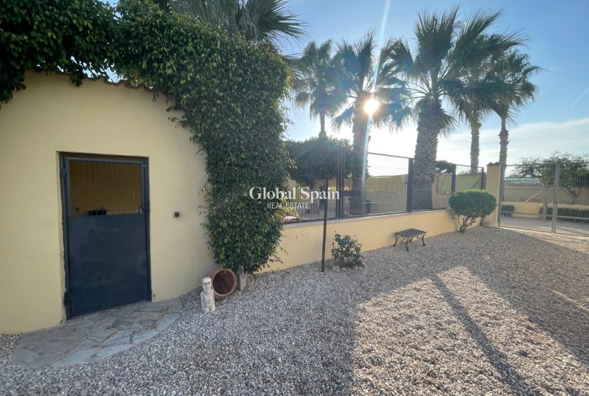 Revente - MAISON -
ELCHE - Costa Blanca