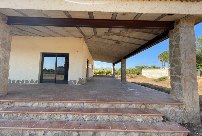 Revente - MAISON -
ELCHE - Costa Blanca