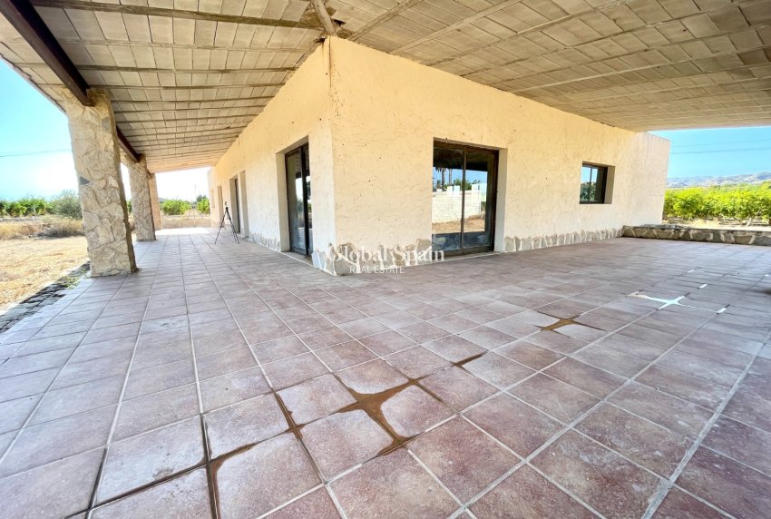 Revente - MAISON -
ELCHE - Costa Blanca