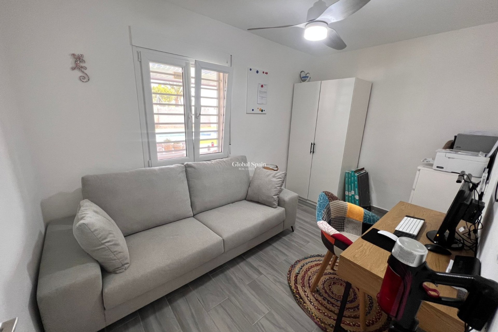 Revente - MAISON -
ELCHE - Inland