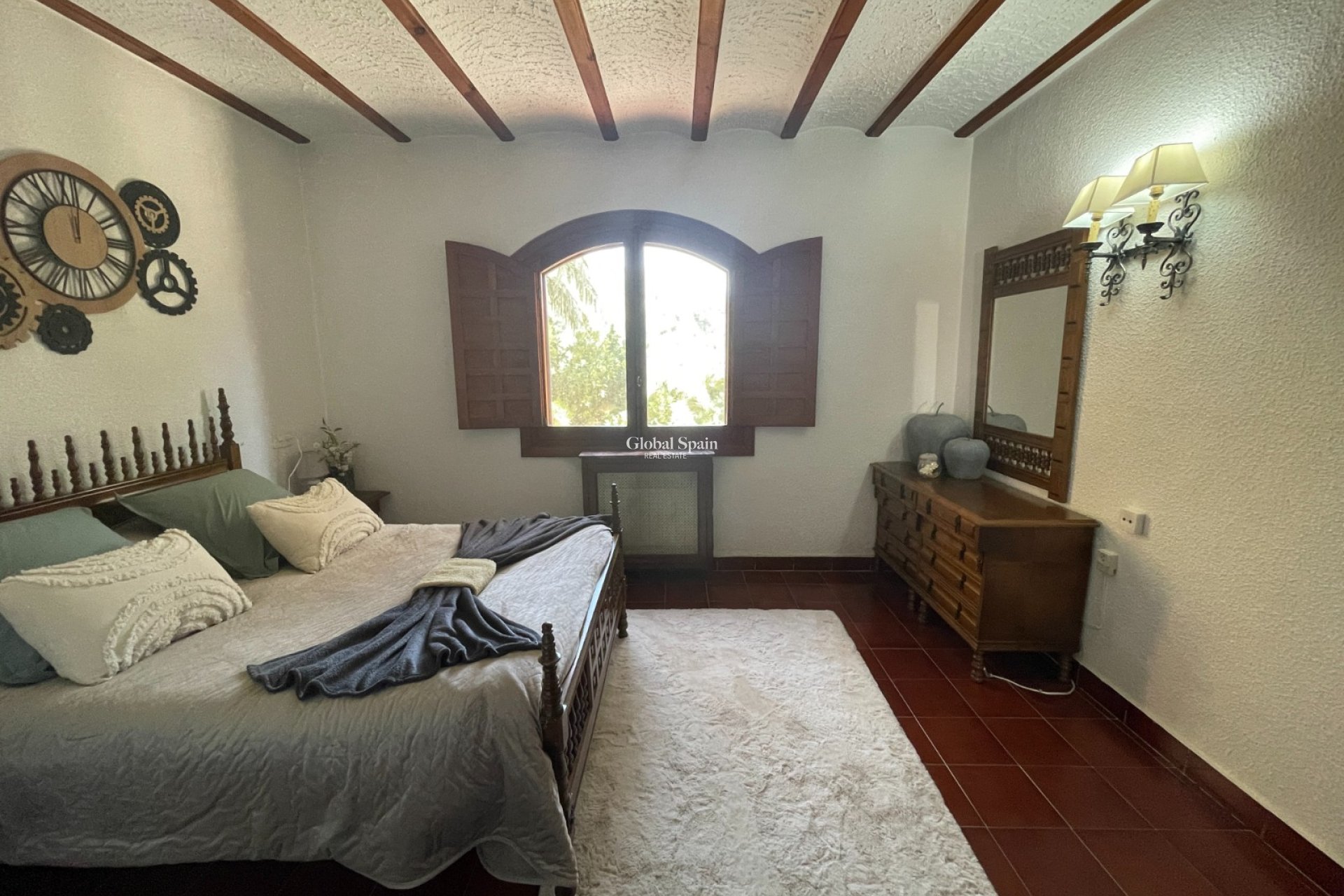 Revente - MAISON -
ELDA - Inland