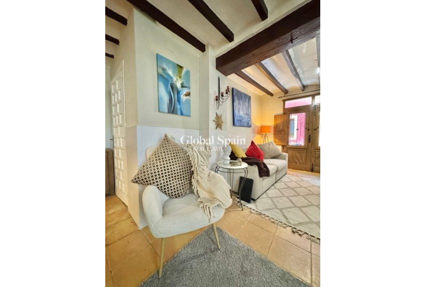 Revente - MAISON -
FINESTRAT - Costa Blanca