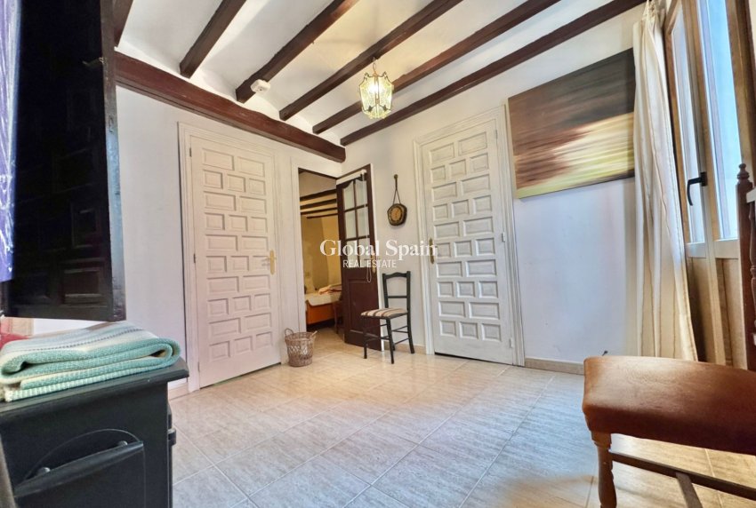 Revente - MAISON -
FINESTRAT - Costa Blanca