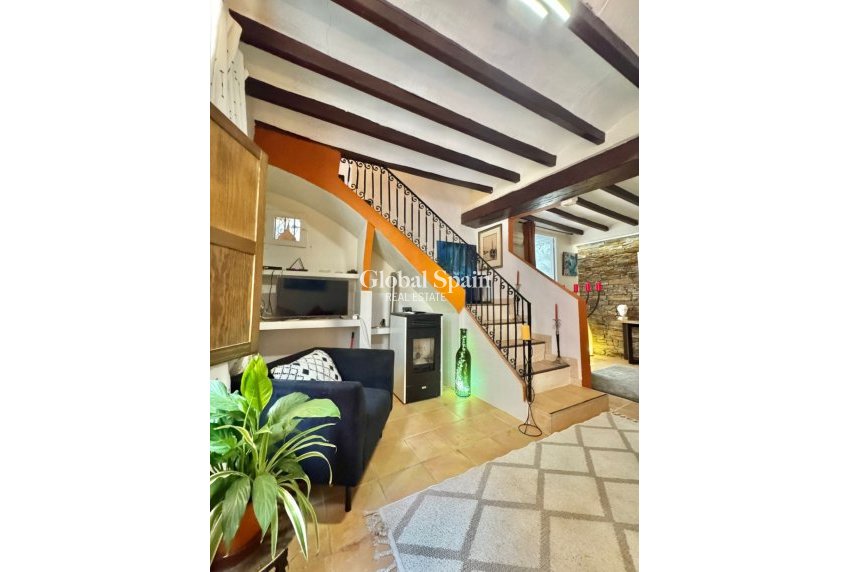 Revente - MAISON -
FINESTRAT - Costa Blanca