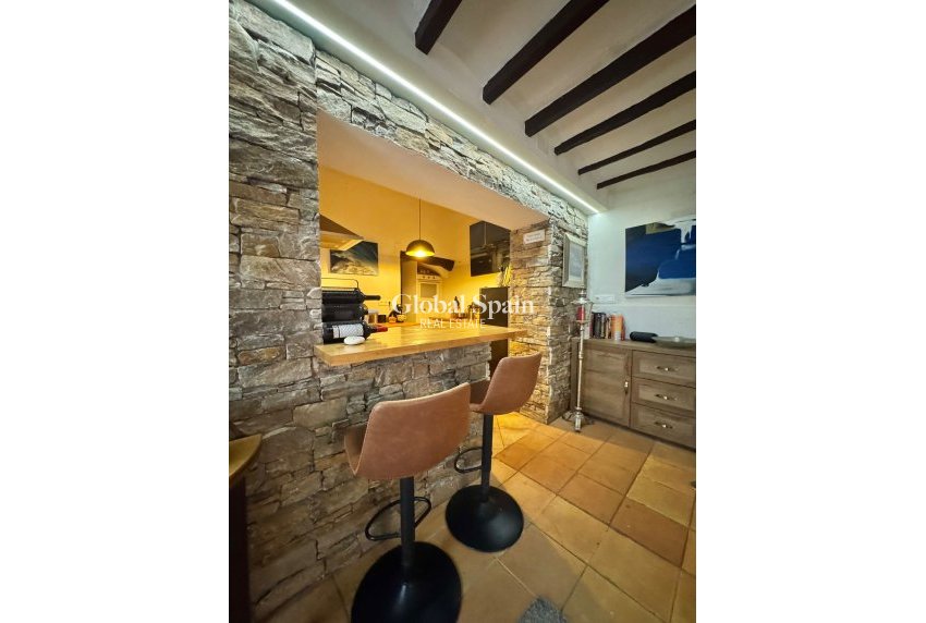 Revente - MAISON -
FINESTRAT - Costa Blanca