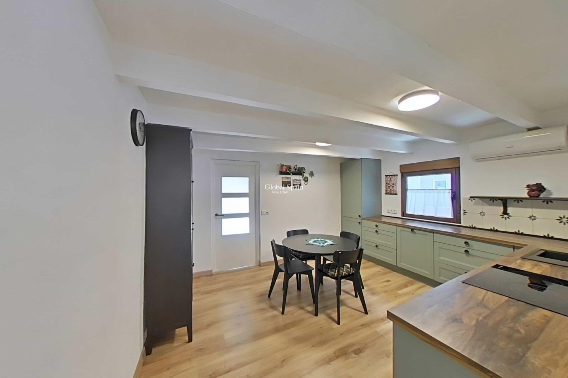 Revente - MAISON -
FORMENTERA DEL SEGURA - Centro