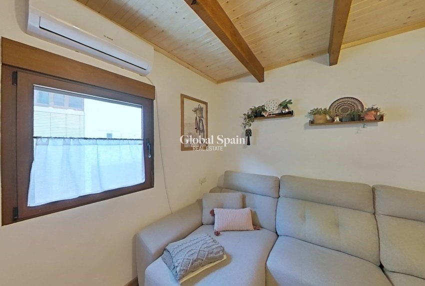 Revente - MAISON -
FORMENTERA DEL SEGURA - Centro