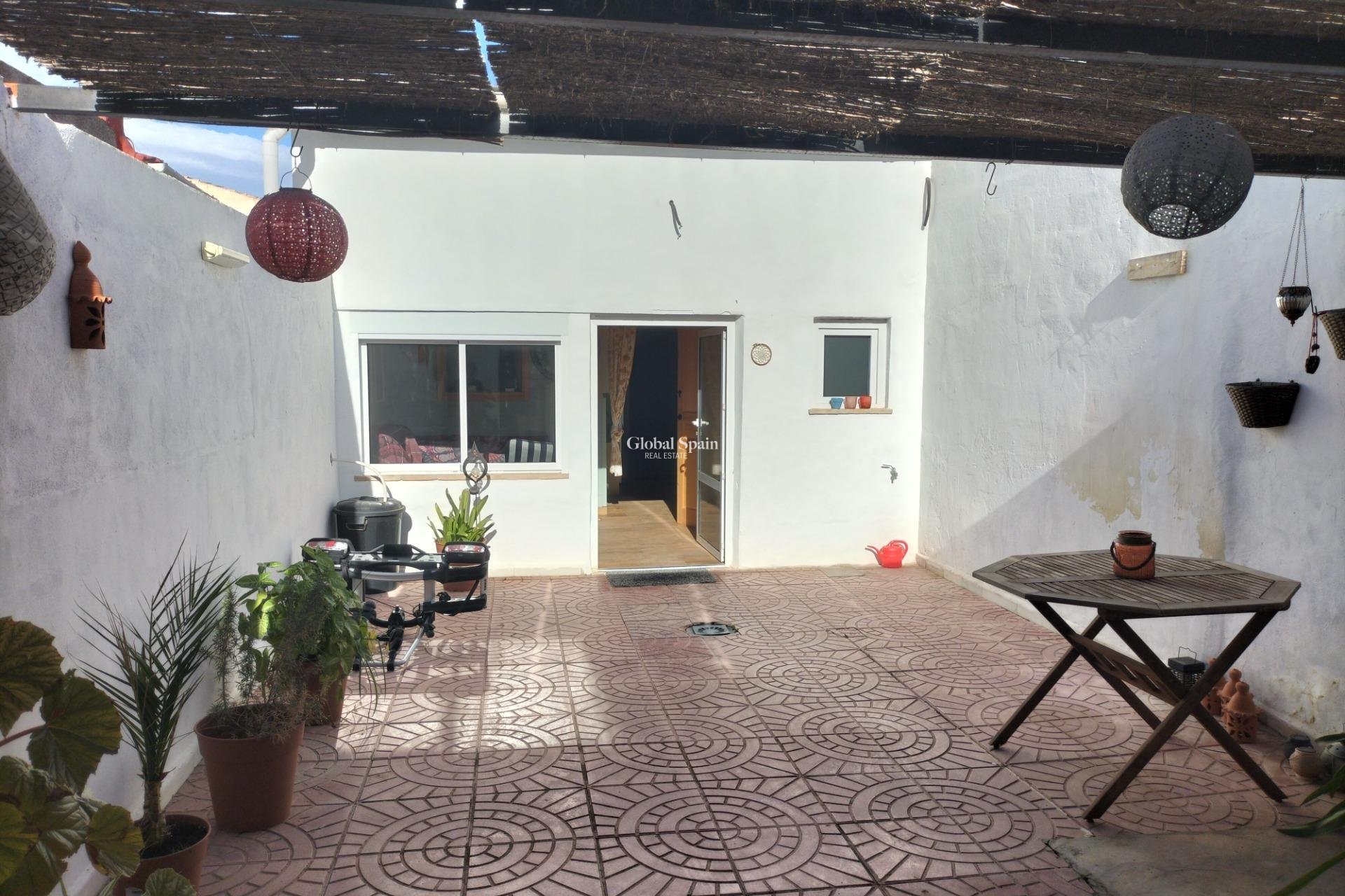 Revente - MAISON -
FORMENTERA DEL SEGURA - Centro