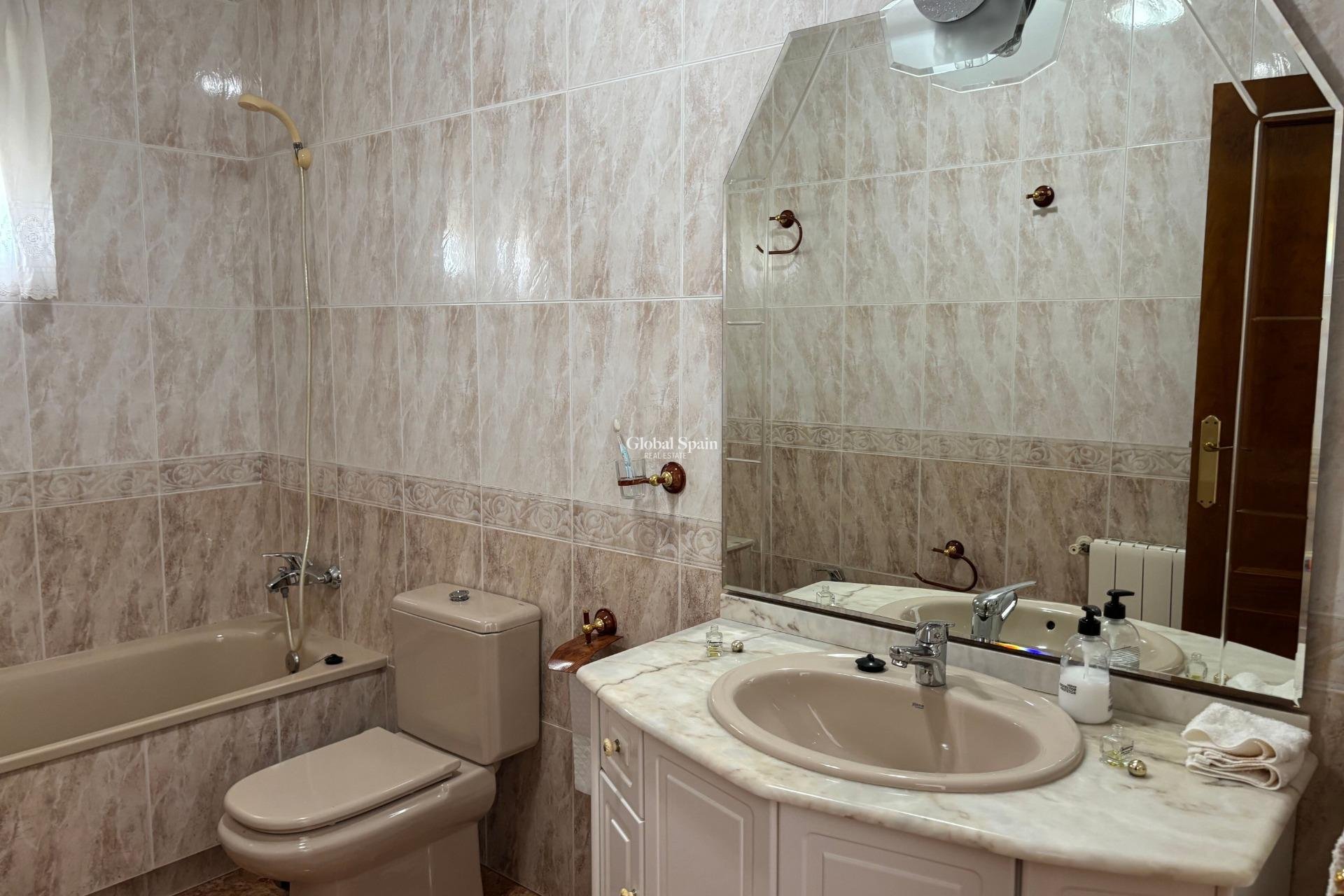 Revente - MAISON -
FORMENTERA DEL SEGURA - Pueblo 5