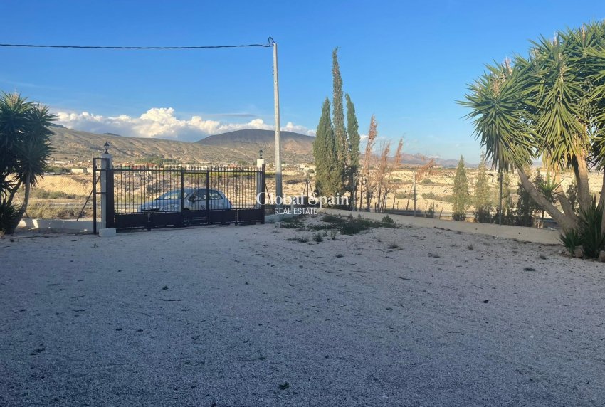 Revente - MAISON -
FORTUNA - Fortuna