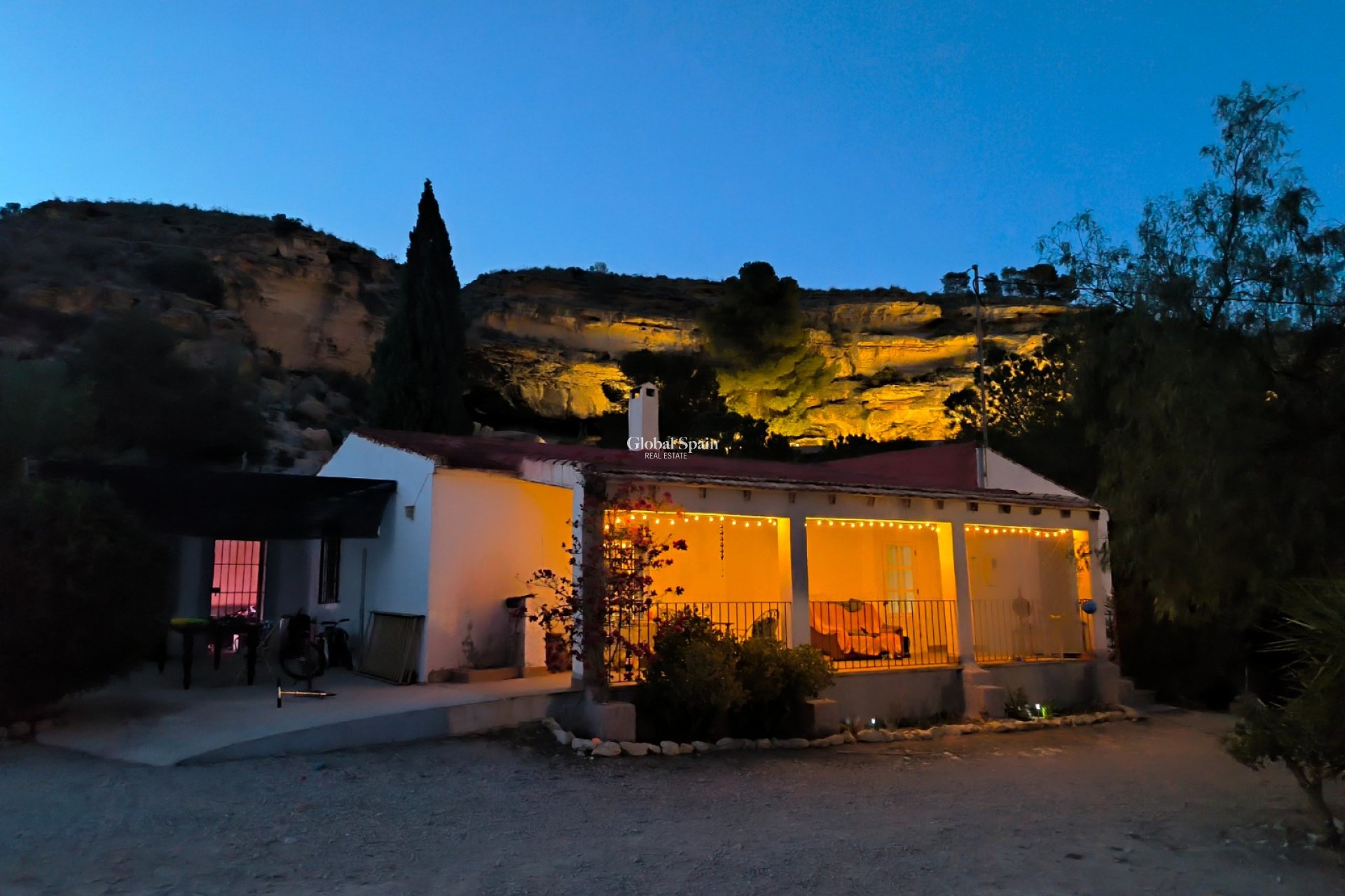 Revente - MAISON -
FORTUNA - Inland