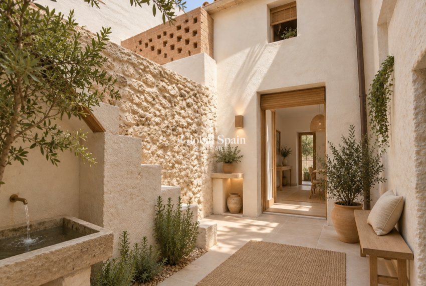 Revente - MAISON -
GATA DE GORGOS - Gata de Gorgos