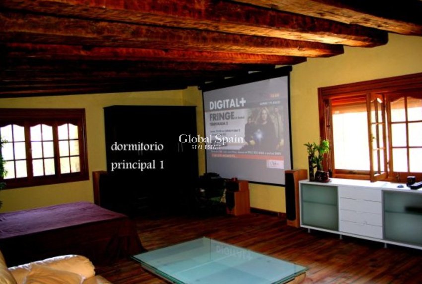 Revente - MAISON -
GEA Y TRUYOLS - Inland