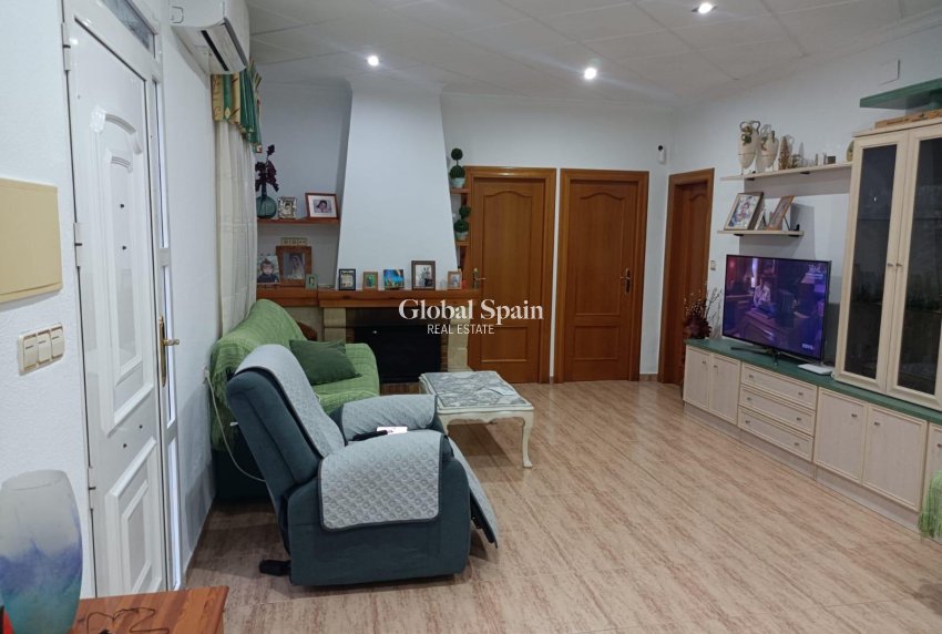 Revente - MAISON -
GRANJA DE ROCAMORA - Granja De Rocamora