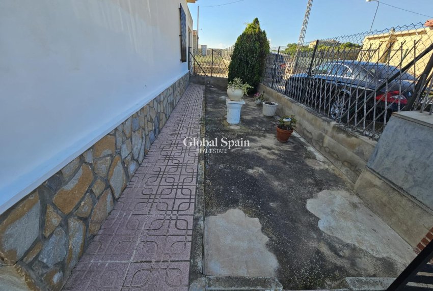 Revente - MAISON -
GUARDAMAR DEL SEGURA - Buenavista