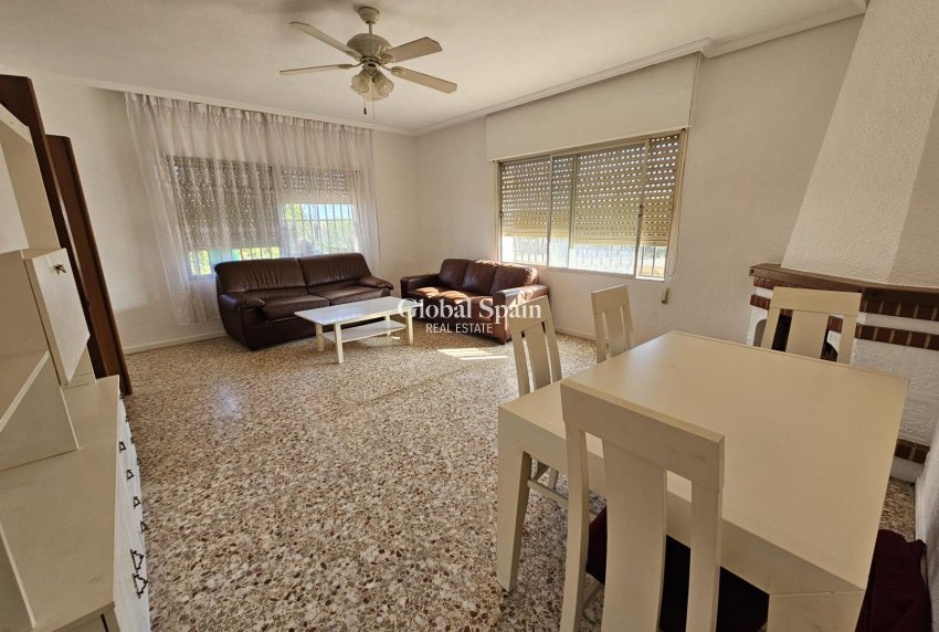 Revente - MAISON -
GUARDAMAR DEL SEGURA - Buenavista