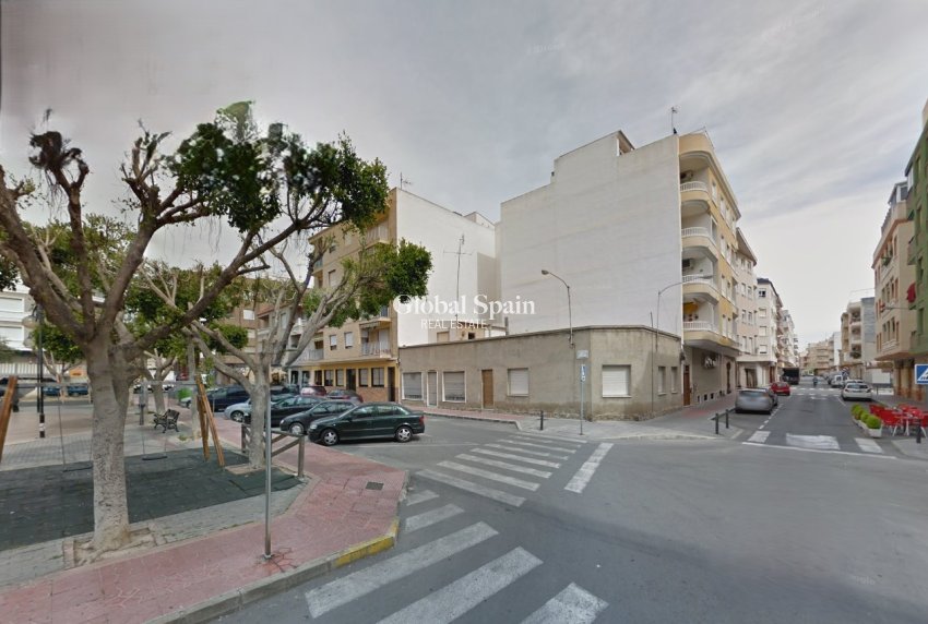 Revente - MAISON -
GUARDAMAR DEL SEGURA - Costa Blanca