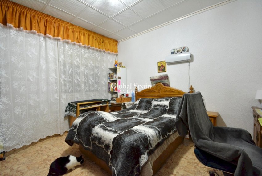 Revente - MAISON -
GUARDAMAR DEL SEGURA - Costa Blanca