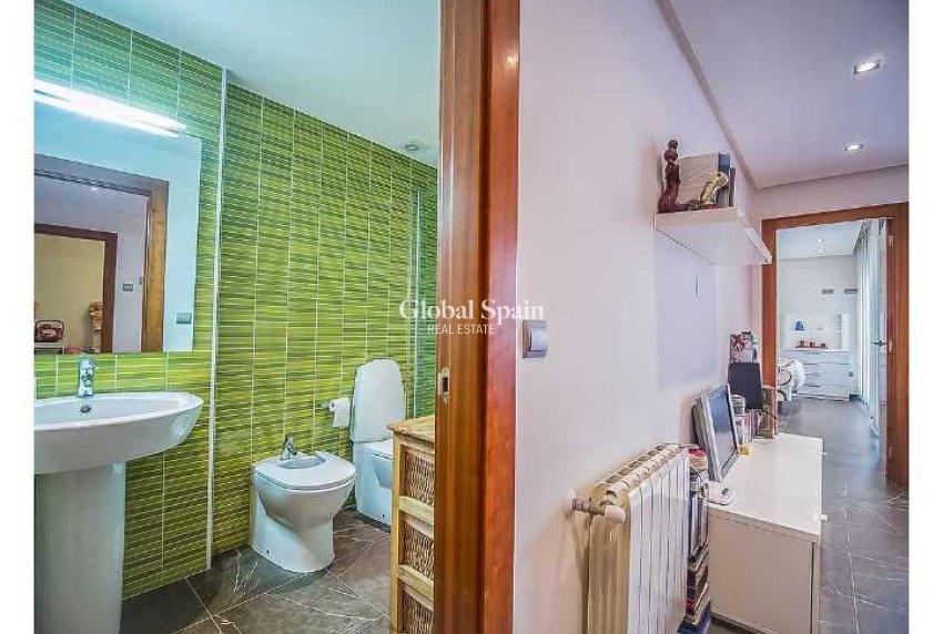 Revente - MAISON -
GUARDAMAR DEL SEGURA - Costa Blanca