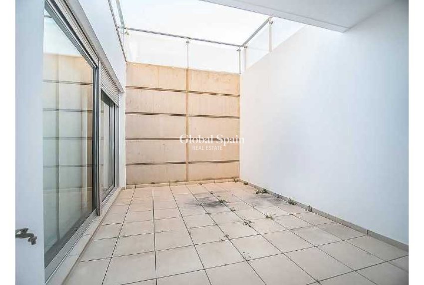 Revente - MAISON -
GUARDAMAR DEL SEGURA - Costa Blanca