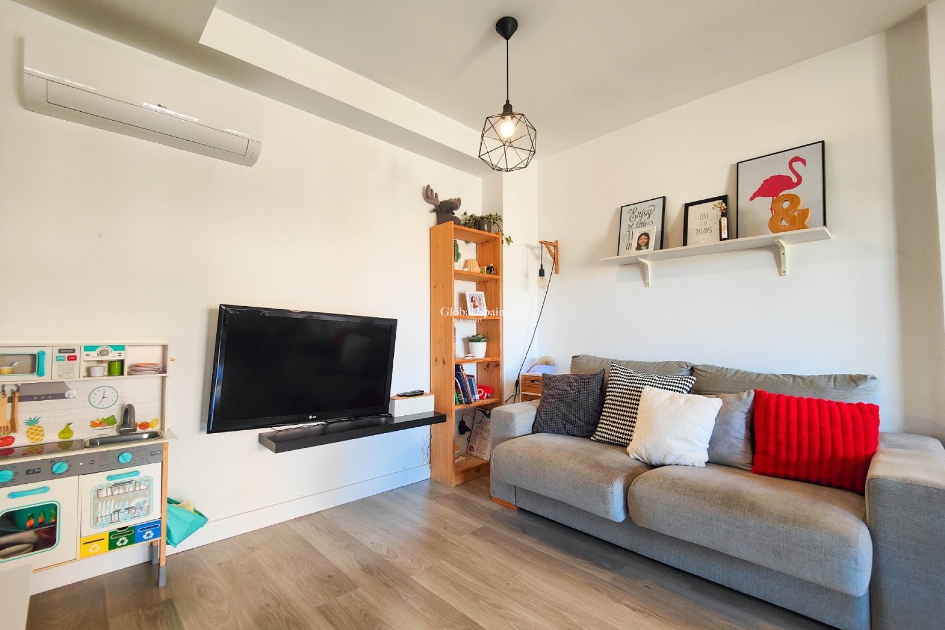 Revente - MAISON -
GUARDAMAR DEL SEGURA - Costa Blanca