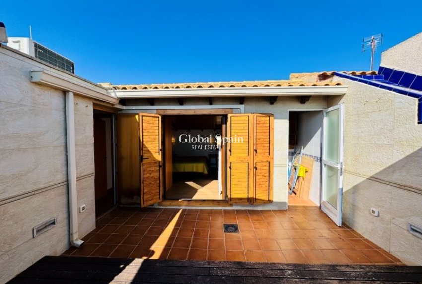 Revente - MAISON -
GUARDAMAR DEL SEGURA - Costa Blanca